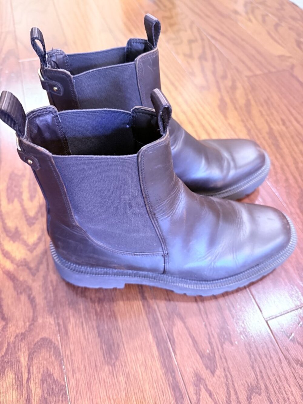 Laguna Platform Chelsea Boot - Picture 9 of 9